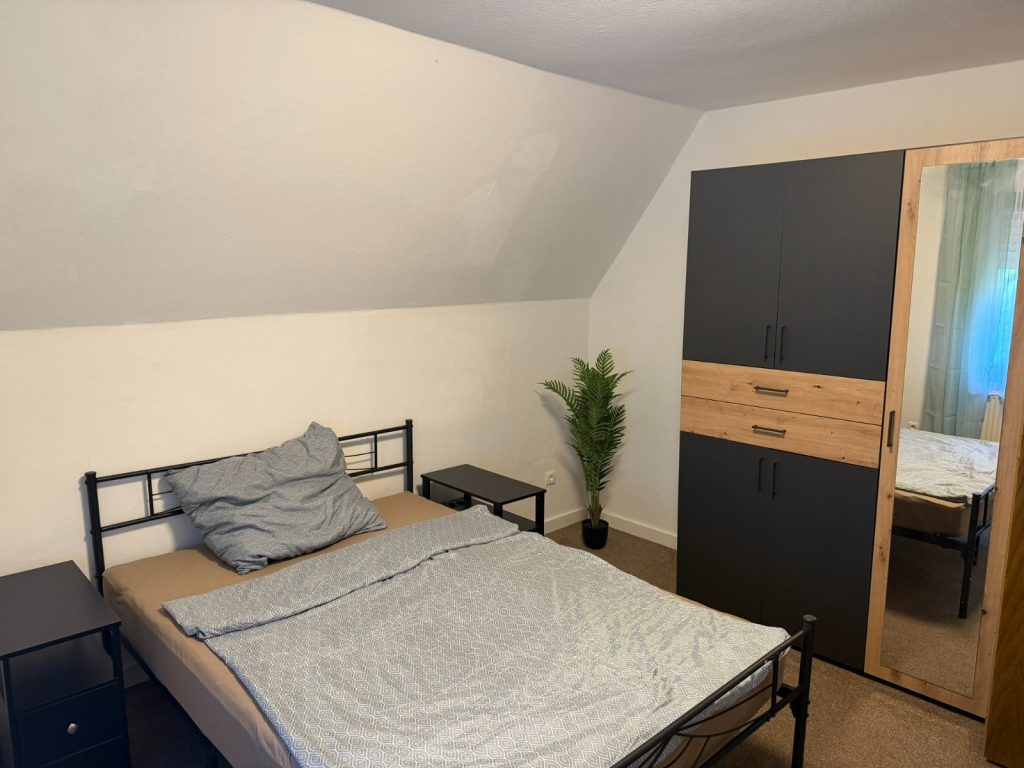 Großzügig allein oder zu zweit wohnen – Zimmer in Meppen
